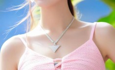 曝顶流女星与导演同居嫁权门女星净身出户娱圈真乱-秋葵app官网入口卐V9！热搜爆了