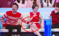穿越娱乐圈综艺节目组吃瓜系统,揭秘综艺幕后那些事